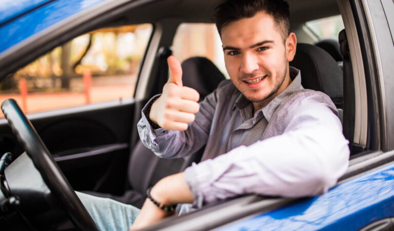 5 Gewohnheiten, die Sie annehmen sollten, um Ihre psychische Gesundheit zu bewahren, wenn Sie viel Auto fahren.