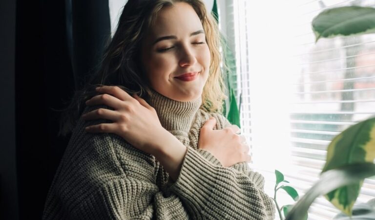 Wie man selbstkritisch sein kann, ohne sich selbst zu zerstören: 4 Tipps, um dir selbst zu helfen.