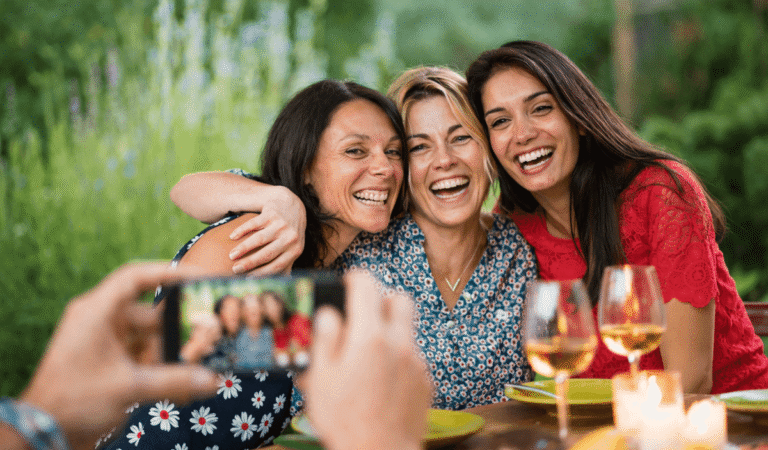 Die 6 Arten von Freunden, die du in deinem Leben behalten solltest