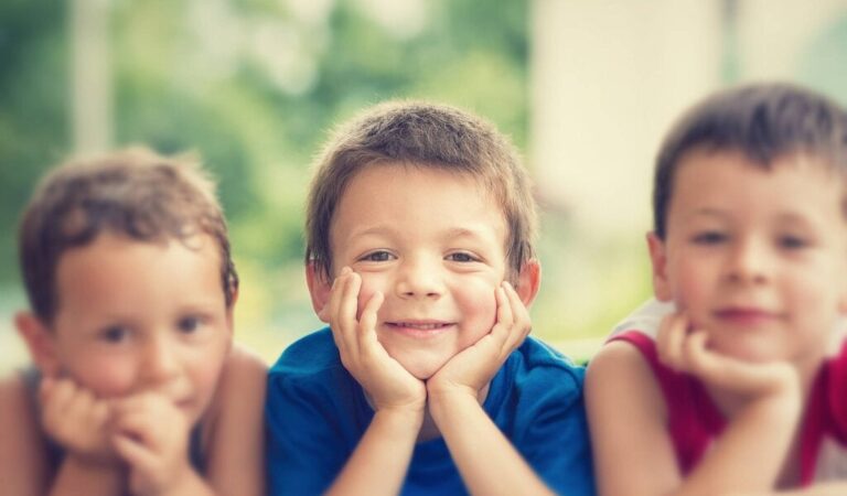 Alles über das Syndrom des mittleren Kindes